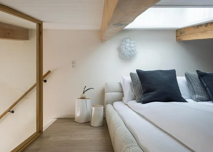 1 Bedroom Mezzanine *